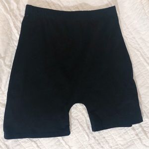 ☆ BRANDY MELVILLE BIKER SHORTS ☆